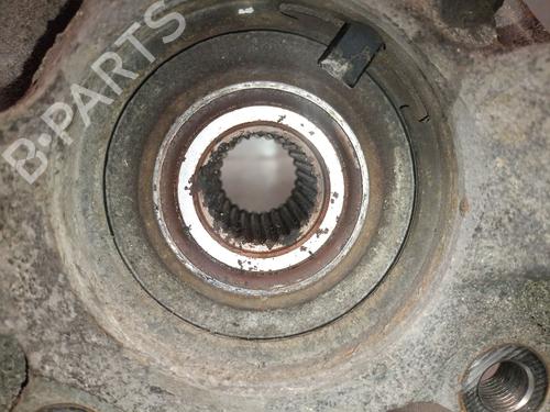 Left front steering knuckle FIAT BRAVO II (198_) 1.9 D Multijet (198AXC1B) | BP28188940M25