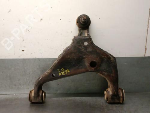 Used Left front suspension arm Left front suspension arm TOYOTA HILUX VII Pickup (_N1_, _N2_, _N3_) 2.5 D-4D 4WD (KUN25) (144 hp) 34646112 34646112