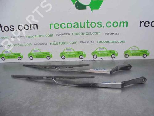 Used Front windshield wiper arm NISSAN ALMERA I (N15) [1995-2000]  4026451