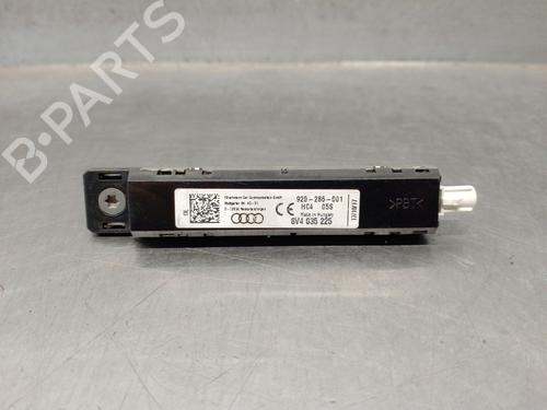 Used Antenna/Base Antenna/Base AUDI A3 Sportback (8VA, 8VF) 1.5 TFSI (150 hp) 33240739 33240739