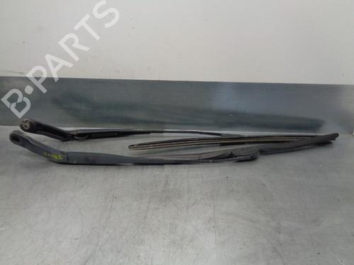 Used Front windshield wiper arm OPEL MERIVA A MPV (X03) 1.6 16V (E75) (100 hp) 10643803