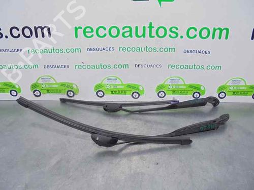 Used Front windshield wiper arm MINI MINI (R50, R53) One (90 hp) 3471595