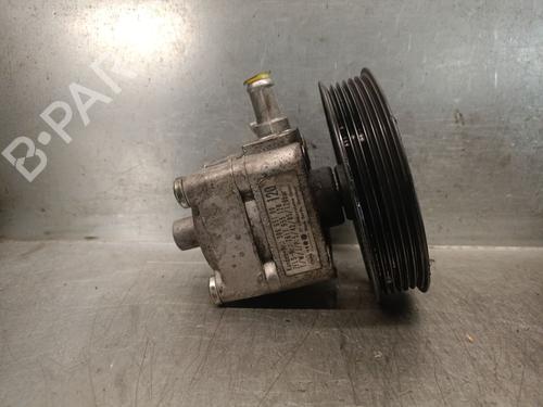 Used Steering pump VOLVO XC90 I (275) D5 AWD (185 hp) 29827346