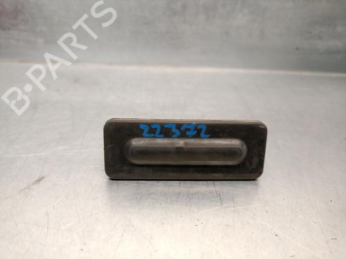 Used Tailgate handle PEUGEOT 3008 II SUV (MC_, MR_, MJ_, M4_) 1.5 BlueHDi 130 (131 hp) 24364528