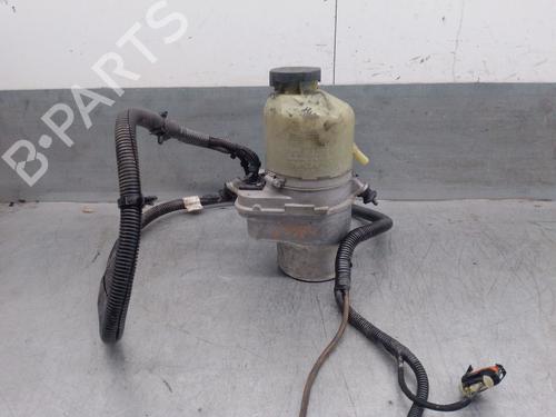 Used Steering pump OPEL ZAFIRA / ZAFIRA FAMILY B (A05) 1.6 (M75) (105 hp) 28211495