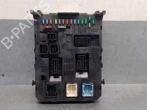 Used Fuse box CITROËN C5 II (RC_) 1.6 HDi (RC8HZB) (109 hp) 30122025