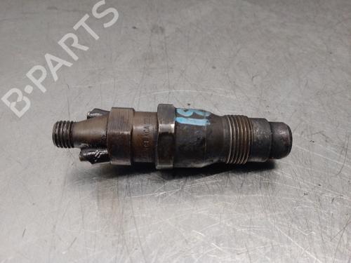 Used Injector CITROËN SAXO (S0, S1) 1.5 D (57 hp) 15388171