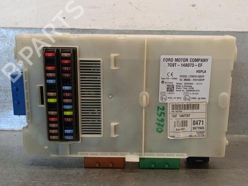 Used Fuse box Fuse box 37442418 37442418