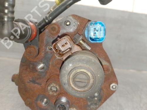 Injection pump FORD MONDEO III Saloon (B4Y) 2.0 TDCi | BP28215101M78 