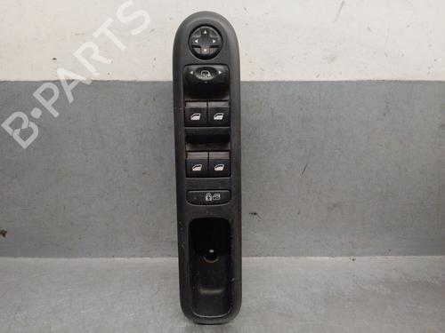 left-front-window-switch-peugeot-5008-0u_-0e_-2009-2010-2011-2012-2013-2014-2015-2016-2017-31810976 main image