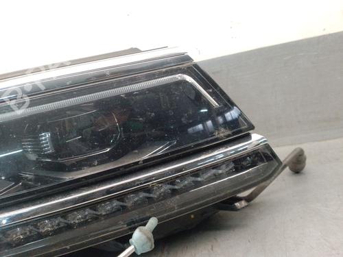 Right headlight VW TIGUAN (5N_) 2.0 TDI | BP29457392C29 