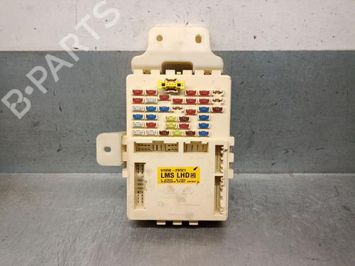 Used Fuse box Fuse box 37272730 37272730