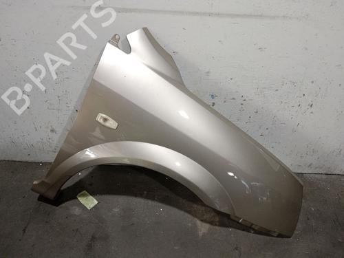 Used Right front fenders Right front fenders 37523200 37523200