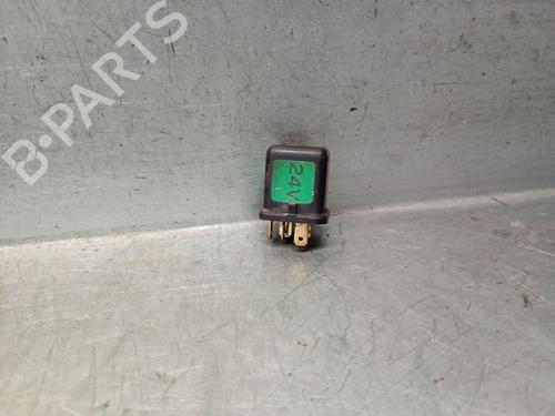 Used Electronic module NISSAN PATROL III/1 Station Wagon (W160) 3.3 TD (W160) (110 hp) 26665092