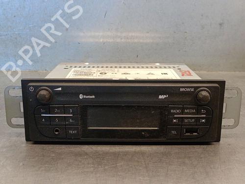Used Radio Radio 37525977 37525977