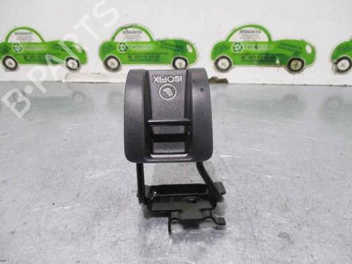 Used Seat buckle MERCEDES-BENZ B-CLASS Sports Tourer (W246, W242) B 200 CDI / d (246.208) (136 hp) 21022202