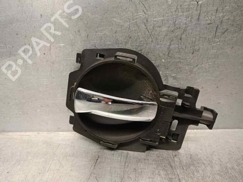 Venstre fortil invendig håndtag CITROËN C3 Pluriel (HB_) 1.4 HDi (68 hp) 18253313