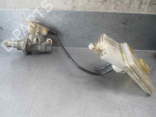 Used Brake master cylinder FORD TOURNEO CONNECT 1.8 TDCi (110 hp) 5223886