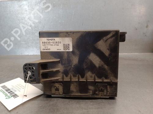 Módulo eletrónico TOYOTA AURIS (_E18_) 1.3 Dual-VVTi (NRE180_, NRE180R) (99 hp) 31775342