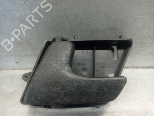Used Front left interior door handle SEAT CORDOBA (6K1, 6K2) 1.4 i (60 hp) 27684964