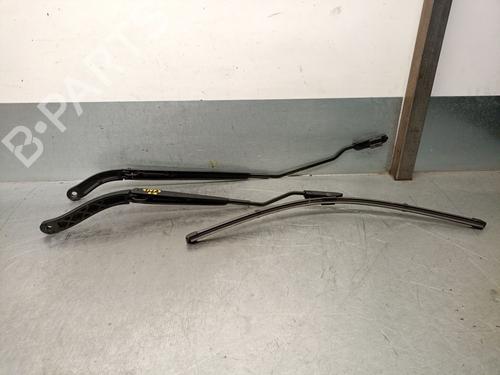 Front windshield wiper arm RENAULT MEGANE IV Hatchback (B9A/M/N_) 1.3 TCe 140 (B9NB) | BP21579089C143 