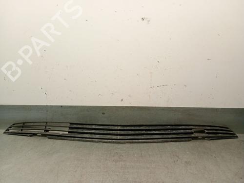 Used Grille AUDI 100 C3 Saloon (443, 444) 2.2 (137 hp) 22957510