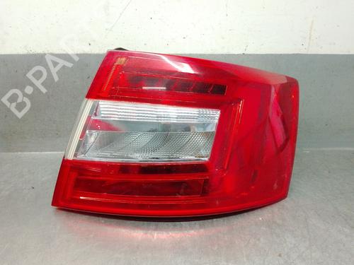 Used Right taillight Right taillight 33337042 33337042