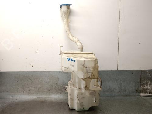 Used Windscreen washer tank VOLVO XC40 (536) D4 AWD (190 hp) 29710007