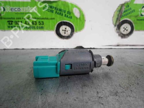 Kombi Kontakt / Stilkkontakt RENAULT TRAFIC II Bus (JL) 2.0 dCi 115 (114 hp) 2068950
