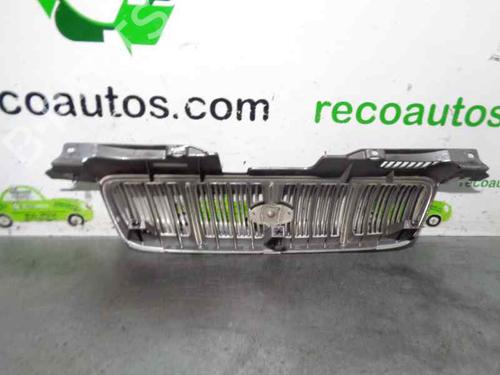 Grille KIA CARENS II MPV (FJ)  | BP4882678C40 