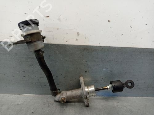 Used Clutch slave cylinder HYUNDAI COUPE II (GK) 1.6 16V (105 hp) 28623199