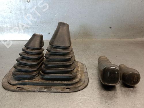 Used Shift knob Shift knob MITSUBISHI L200 (K3_T, K2_T, K1_T, K0_T) 2.5 TD 4WD (K34T) (87 hp) 36165860 36165860