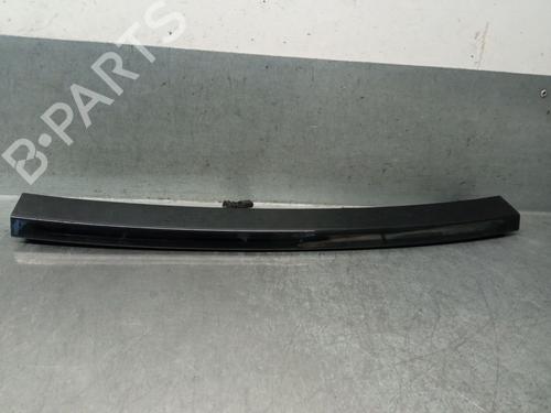 Used Third brake light JAGUAR F-PACE (X761) 2.0 TD4 (180 hp) 30168804