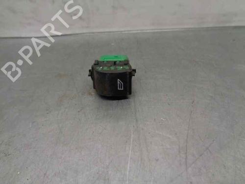 Used Right front window switch FORD FOCUS III [2010-2020]  6940072
