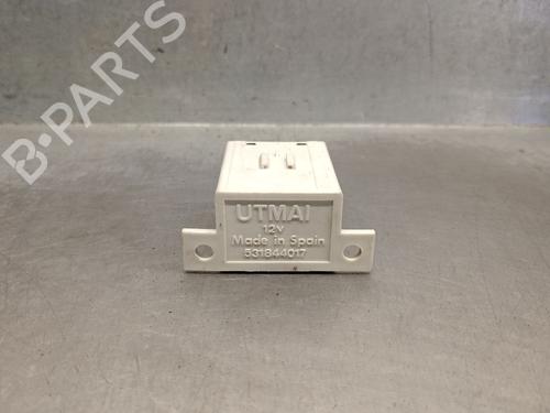 Módulo eletrónico RENAULT SUPER 5 (B/C40_) 1.1 (B/C/401) (46 hp) 28184275