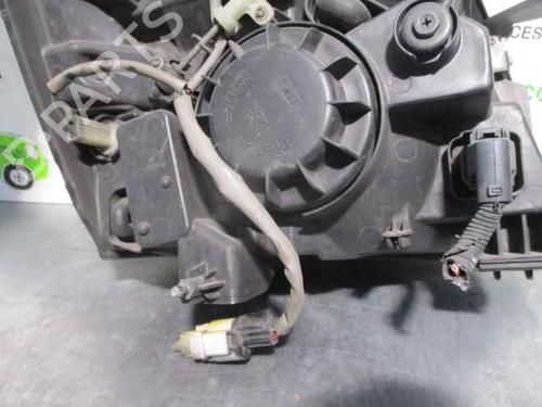 Left headlight HYUNDAI H-1 / STAREX Bus (A1) 2.5 TCi | BP3012026C28 