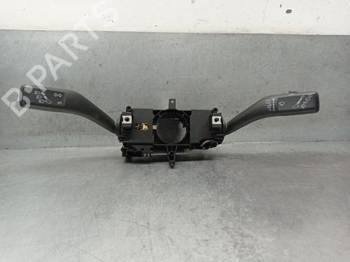 Used Headlight switch SEAT TOLEDO IV (KG3) 1.6 TDI (115 hp) 21582082