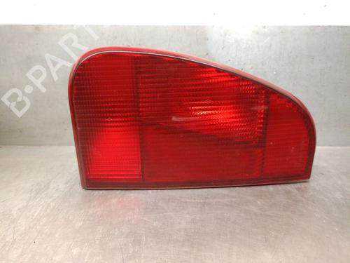 Fanale portellone sinistro FIAT ULYSSE (220_) 1.9 TD (92 hp) 32411799