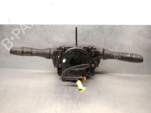 Used Headlight switch NISSAN MICRA V (K14) 0.9 IG-T (90 hp) 25711183
