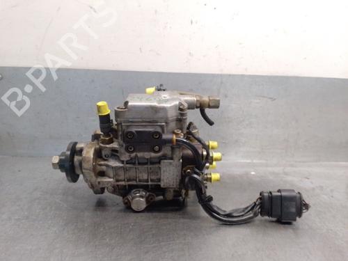 Used Injection pump VW BORA I (1J2) 1.9 TDI (90 hp) 32190979