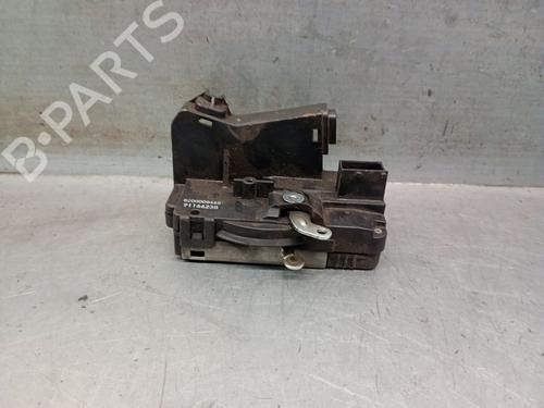 Used Rear left lock OPEL VIVARO A Van (X83) 1.9 DI (F7) (80 hp) 25242129