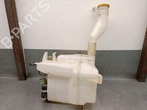 Used Windscreen washer tank Windscreen washer tank SUBARU FORESTER (SH_) 2.0 D AWD (SHH, SHD, SHN) (147 hp) 33816505 33816505