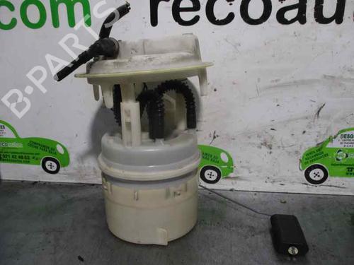 Used Fuel pump PEUGEOT 206 Hatchback (2A/C) 1.4 16V (88 hp) 2724692