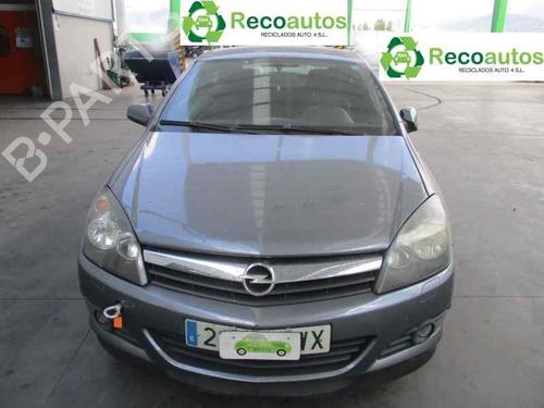 Fuse box OPEL ASTRA H GTC (A04) 1.9 CDTi (L08) | BP2317767E1 