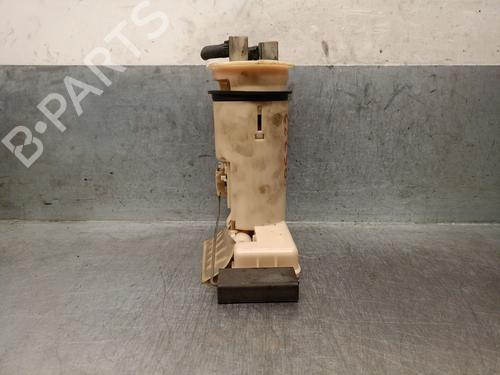 Used Fuel pump CITROËN SAXO (S0, S1) 1.4 VTS (75 hp) 24155133