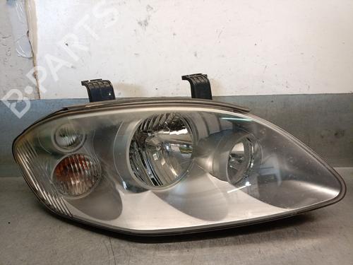 Used Right headlight Right headlight SSANGYONG RODIUS I 2.7 Xdi (163 hp) 33887578 33887578