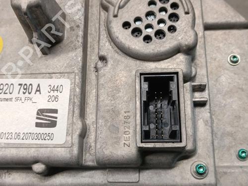 Instrument cluster SEAT LEON (KL1, KLG) 1.0 TSI | BP31333822C47 
