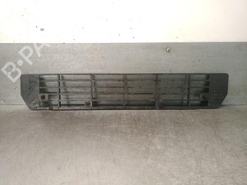 Used Grille HYUNDAI GALLOPER II (JK-01) 2.5 TD intercooler (99 hp) 28018061