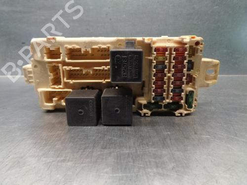 Used Fuse box MITSUBISHI GALANT VIII (EA_) 2.0 (EA2A) (136 hp) 9533689