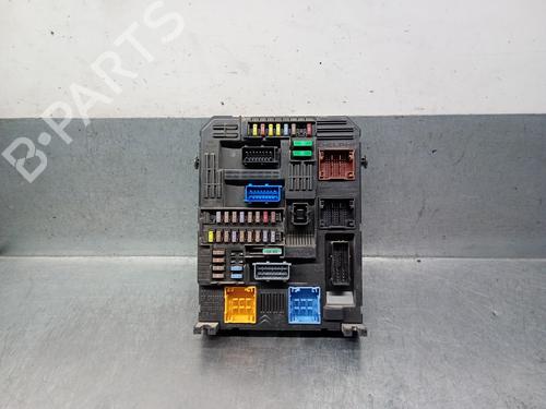 Used Fuse box PEUGEOT 2008 II (UD_, US_, UY_, UJ_, UR_, UC_) 1.5 BlueHDI 110 (UDYHSK) (110 hp) 26375680